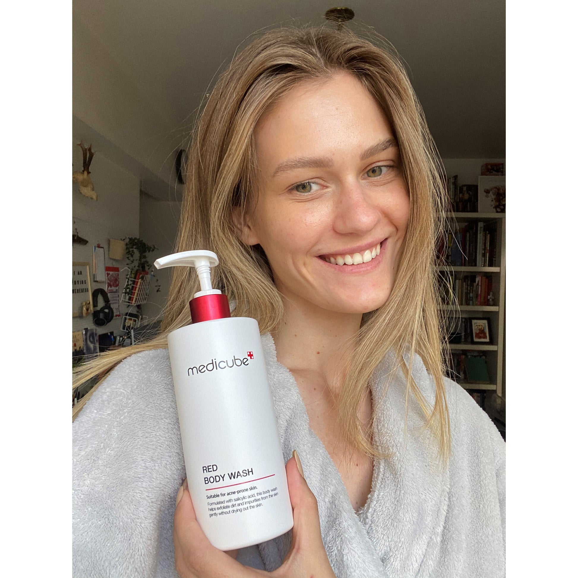 red-line-ultimate-face-and-body-care-set-w8 redbodywash_tn3_56d2342d-3584-4245-8859-53cd1e06976f.jpg